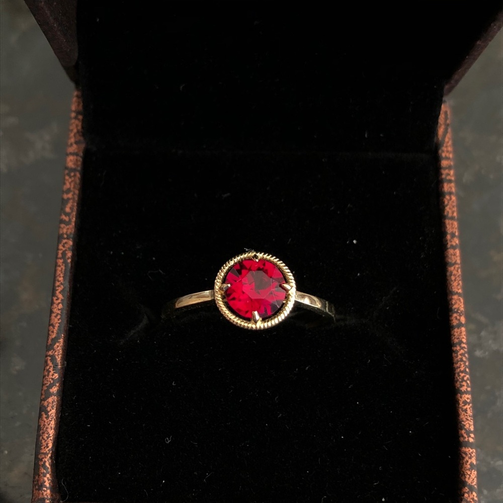 10k Solid Gold Ring Ruby - image 1